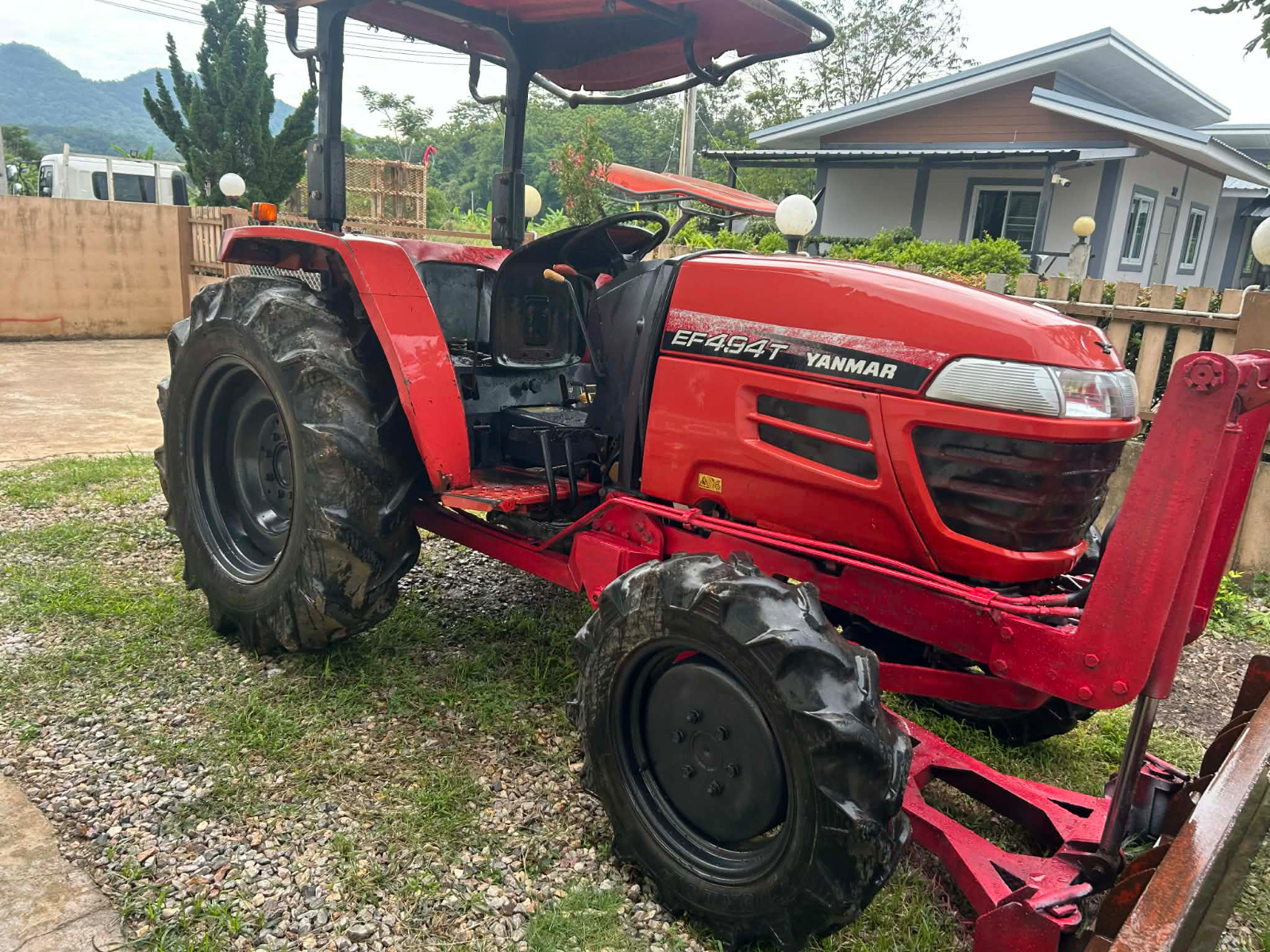 รถไถ ยันม่า EF494T รูปที่ 1