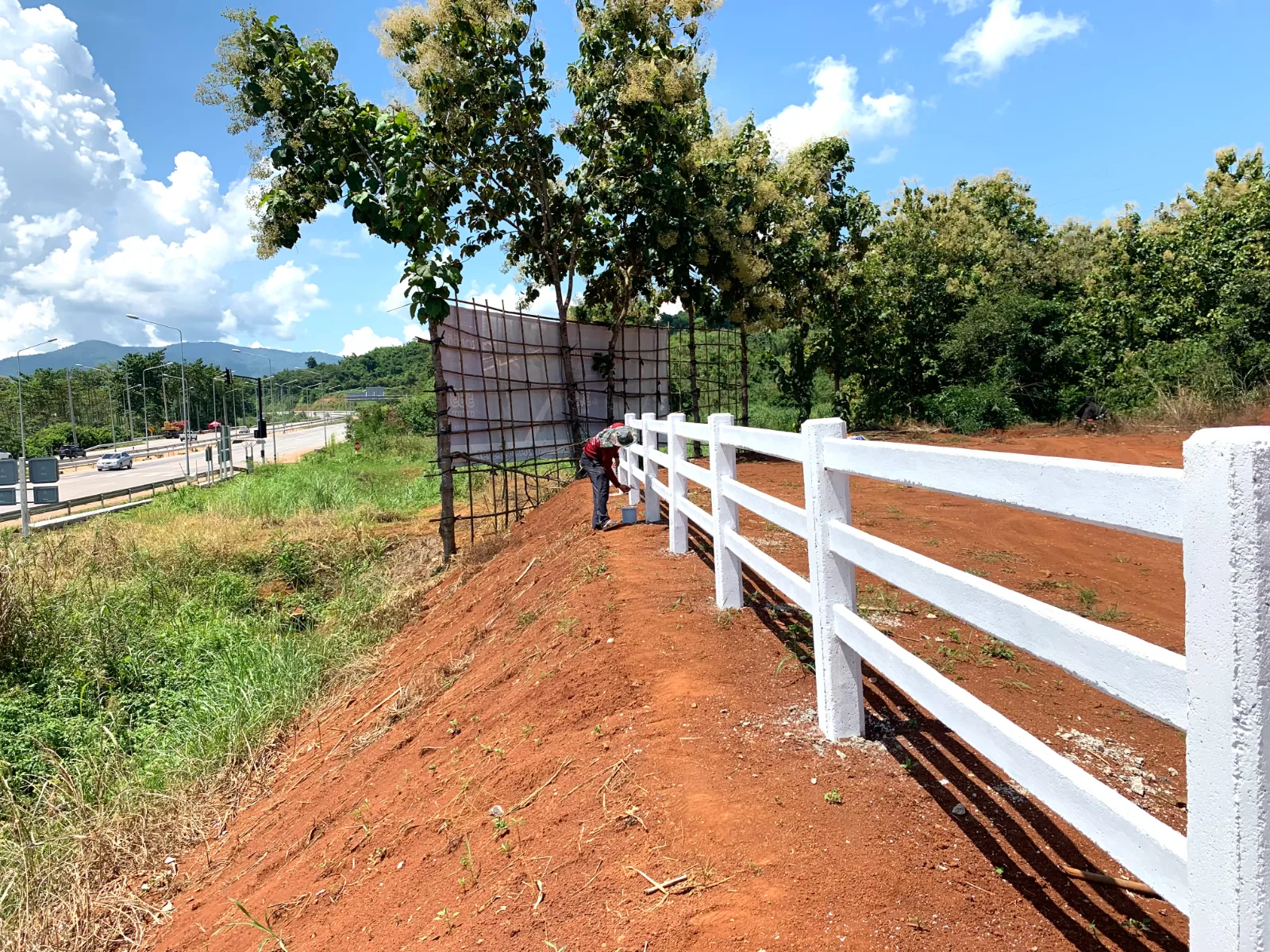 ที่ดิน ติดแยกถนน ใกล้ศูนย์การแพทย์ แม่ฟ้าหลวง 2 ไร่ รูปที่ 2
